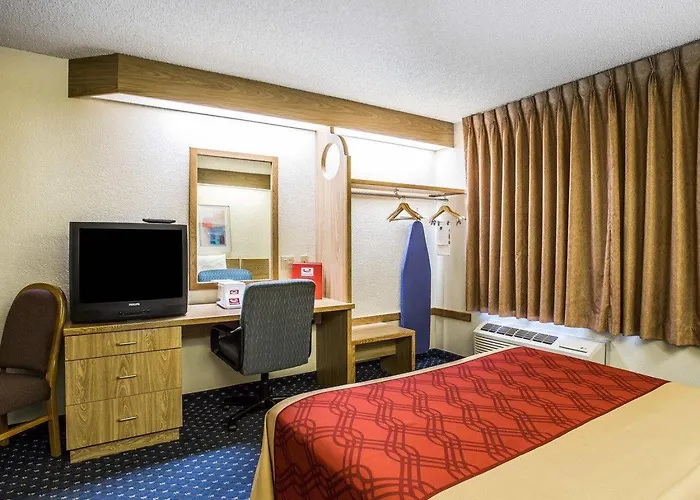 Econo Lodge Denver International Airport
